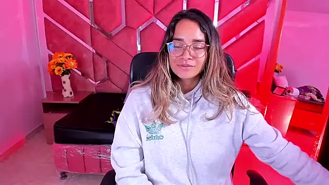 Olivia Fox69 online show from 05.06.26