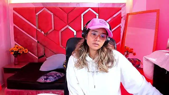 Olivia Fox69 online show from 05.28.26