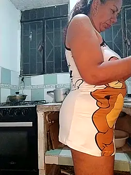 Snapshot of sorbetico_perverse chatting on 02.18.25 sorbetico perverse online show from 02.18.25