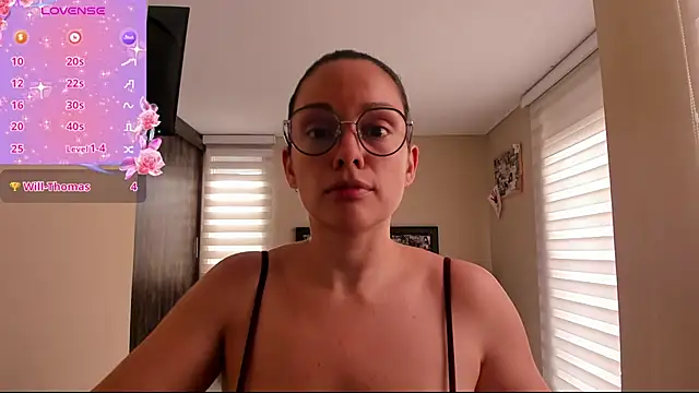 Snapshot of anabel_025 chatting on 06.09.26 anabel 025 online show from 06.09.26