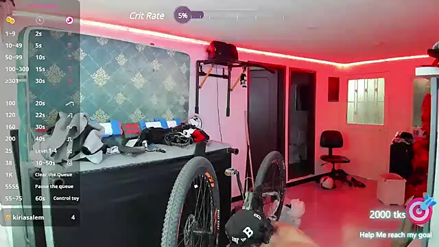 Snapshot of jokergc_2 chatting on 12.18.24 jokergc 2 online show from 12.18.24