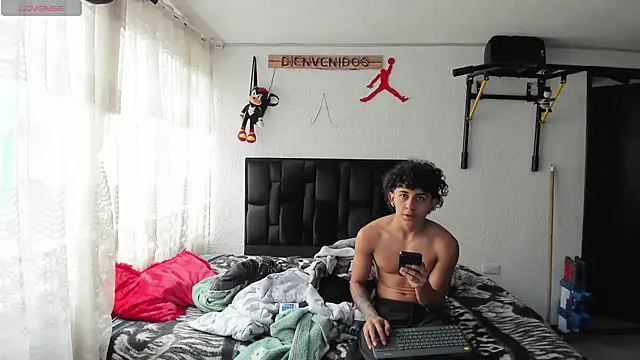 Snapshot of jokergc_2 chatting on 02.03.25 jokergc 2 online show from 02.03.25