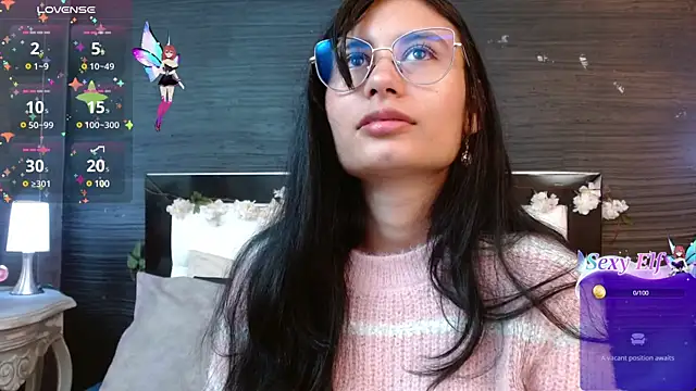 Snapshot of NayeCloud chatting on 03.17.25 NayeCloud online show from 03.17.25