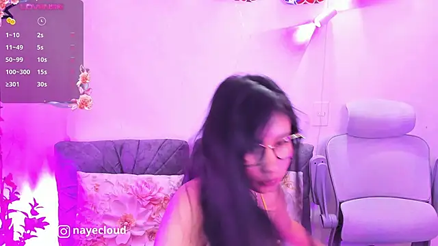 NayeCloud online show from 06.18.26
