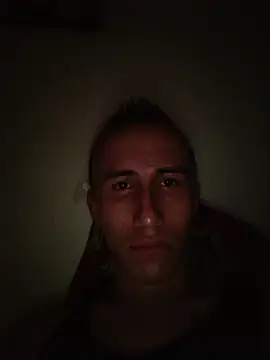 Snapshot of jacksonroy_ chatting on 11.28.25 jacksonroy online show from 11.28.25