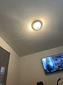 Snapshot of BROKEBOY707 chatting on 12.19.24 BROKEBOY707 online show from 12.19.24