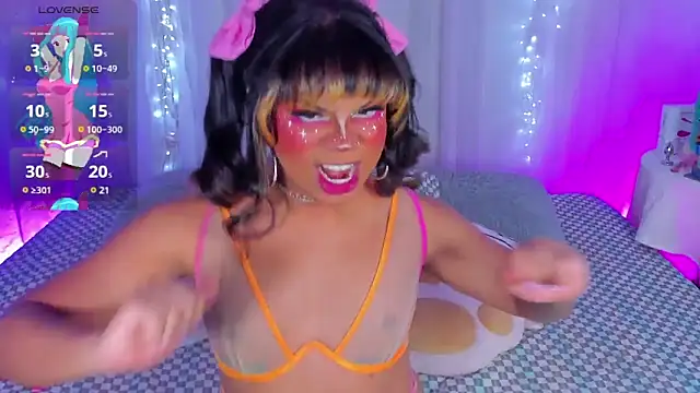 Snapshot of CuteRomi chatting on 12.30.24 CuteRomi online show from 12.30.24