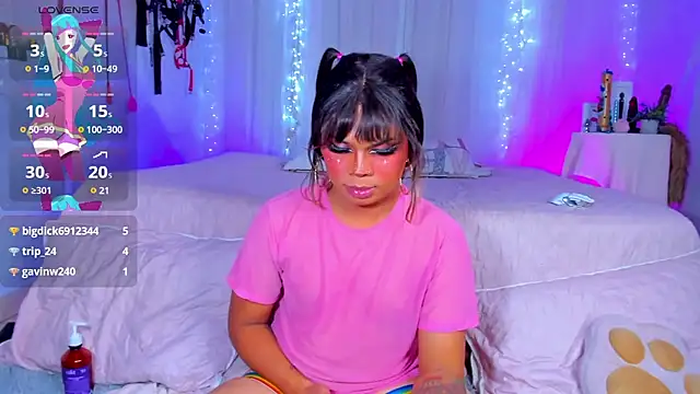 Snapshot of CuteRomi chatting on 01.16.25 CuteRomi online show from 01.16.25