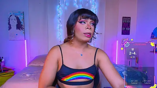 Snapshot of CuteRomi chatting on 09.22.25 CuteRomi online show from 09.22.25