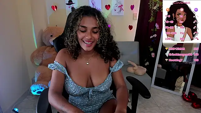 Snapshot of aleja_montiel__ chatting on 03.07.25 aleja montiel online show from 03.07.25