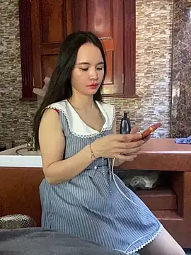 LiLi-Kirix99 online show from 06.04.26