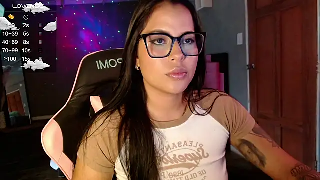 Snapshot of alexa_kei chatting on 12.03.25 alexa kei online show from 12.03.25