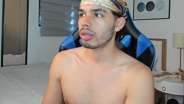 mateoleonee online show from 12.10.24