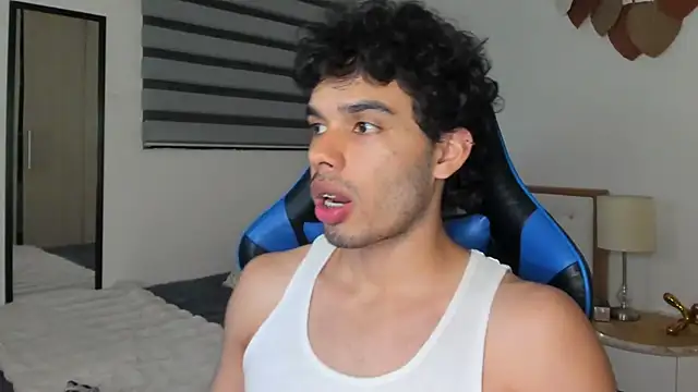 mateoleonee online show from 02.02.25