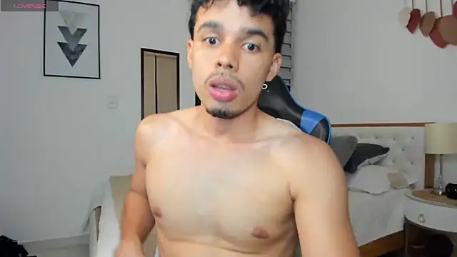 mateoleonee online show from 02.21.25