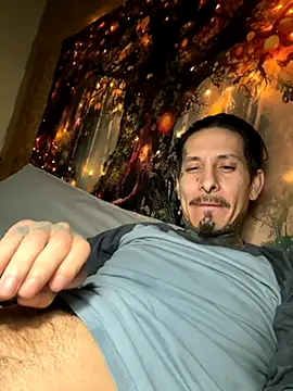 Snapshot of NutP619 chatting on 12.04.25 NutP619 online show from 12.04.25