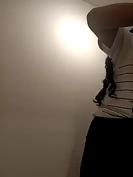 Snapshot of fabiana_rodriguez chatting on 01.09.25 fabiana rodriguez online show from 01.09.25