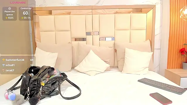 Snapshot of fabiana_rodriguez chatting on 01.21.25 fabiana rodriguez online show from 01.21.25