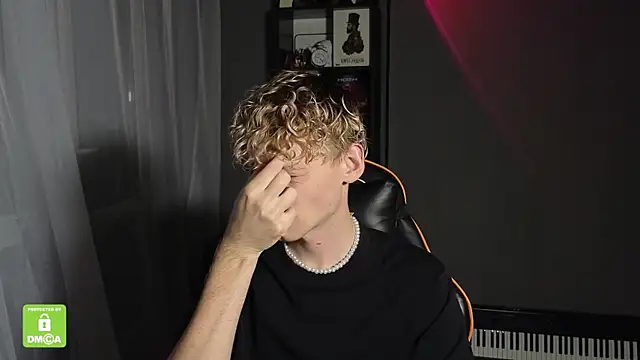 Keytaro online show from 09.12.25