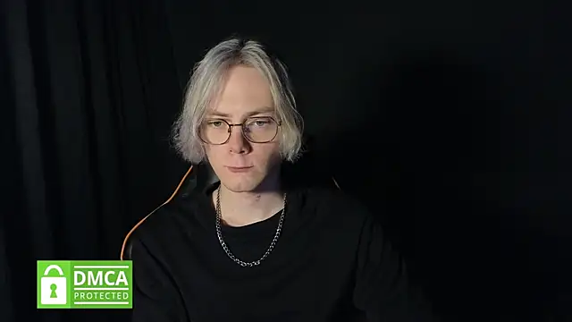 Snapshot of Keytaro chatting on 08.04.26 Keytaro online show from 08.04.26