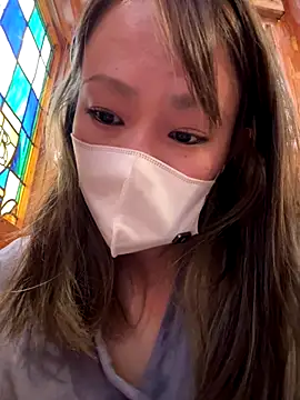 Snapshot of annna_annna_2024 chatting on 10.28.25 annna annna 2024 online show from 10.28.25