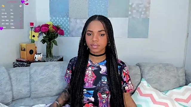 Snapshot of Marce_22 chatting on 03.17.25 Marce 22 online show from 03.17.25