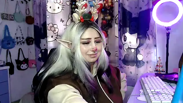 lussyevans24 online show from 12.16.25