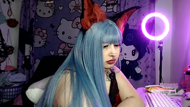 Snapshot of lussyevans24 chatting on 06.16.26 lussyevans24 online show from 06.16.26