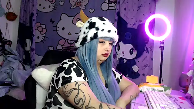 Snapshot of lussyevans24 chatting on 07.05.26 lussyevans24 online show from 07.05.26