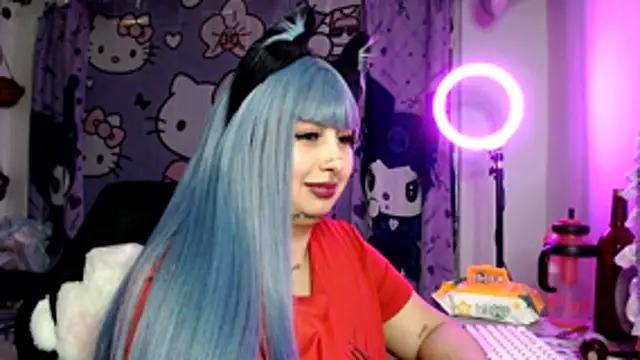 Snapshot of lussyevans24 chatting on 08.03.26 lussyevans24 online show from 08.03.26