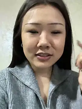 Snapshot of Kim_SLO chatting on 02.26.25 Kim SLO online show from 02.26.25