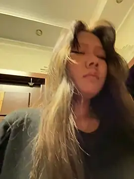 Snapshot of Kim_SLO chatting on 02.06.26 Kim SLO online show from 02.06.26