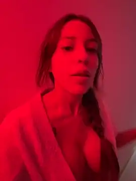 Snapshot of DanielaSaenz0 chatting on 09.20.25 DanielaSaenz0 online show from 09.20.25