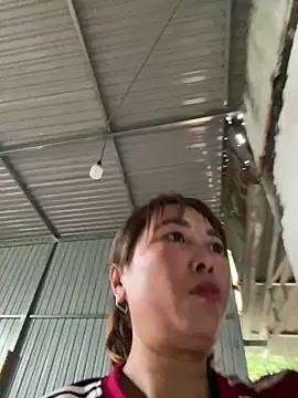 Linaannn online show from 02.28.25