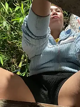 Linaannn online show from 03.22.25