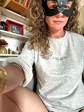 Snapshot of suapaixao chatting on 09.14.25 suapaixao online show from 09.14.25