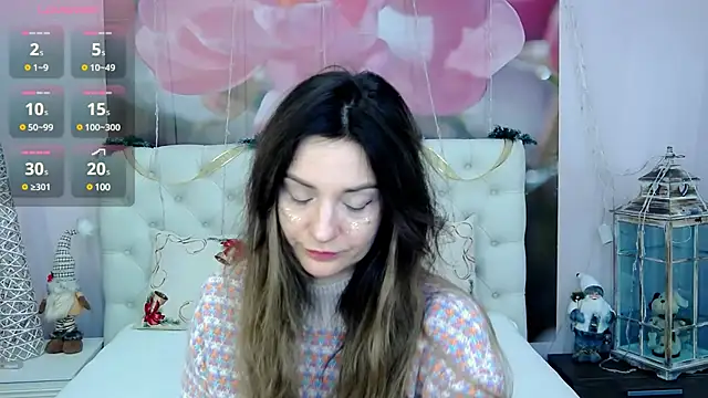 Snapshot of VioletUmi chatting on 01.07.25 VioletUmi online show from 01.07.25
