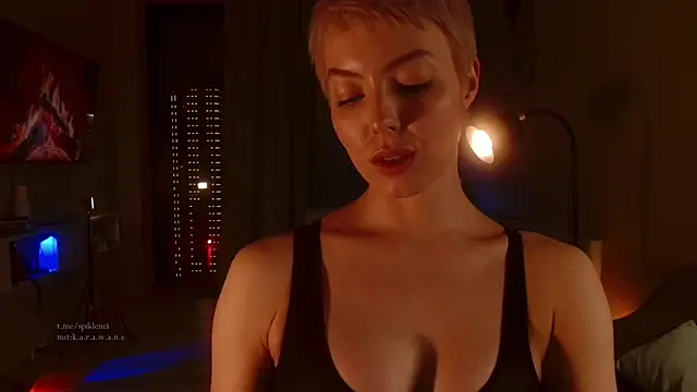 Snapshot of spiklencii chatting on 11.30.25 spiklencii online show from 11.30.25