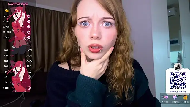 Snapshot of _SofiaBrown chatting on 12.20.25 SofiaBrown online show from 12.20.25