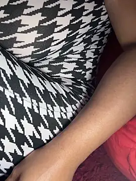Snapshot of RoxiRedXXX chatting on 05.19.26 RoxiRedXXX online show from 05.19.26