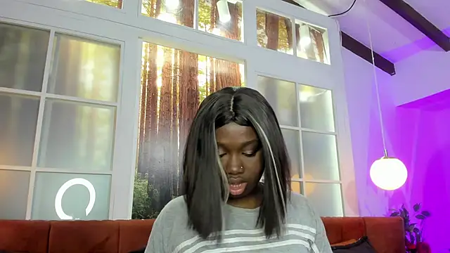 Snapshot of KarlieMoss chatting on 03.12.25 KarlieMoss online show from 03.12.25