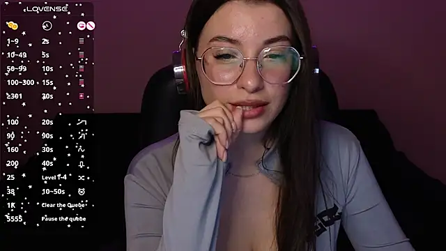 EuphoriaHaily online show from 12.17.24