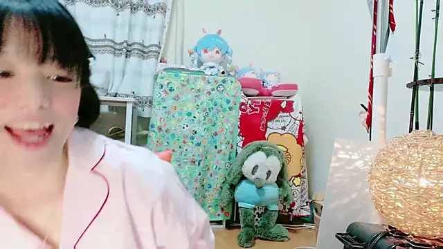 Snapshot of renapiyon8182 chatting on 01.12.25 renapiyon8182 online show from 01.12.25