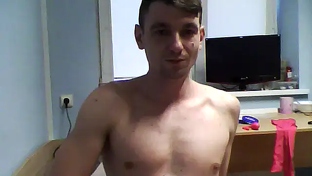 Snapshot of shufflercat chatting on 10.11.25 shufflercat online show from 10.11.25