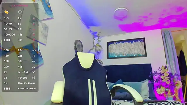 Snapshot of Adil_aminn chatting on 02.10.25 Adil aminn online show from 02.10.25