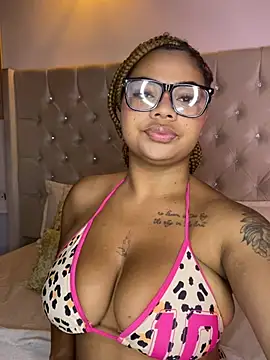 Eloisa cleavage  online show from 07.18.26