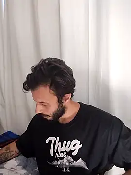 Snapshot of LopeseLua chatting on 09.09.25 LopeseLua online show from 09.09.25