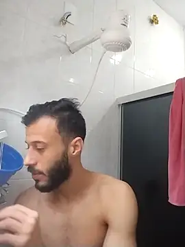 Snapshot of LopeseLua chatting on 10.03.25 LopeseLua online show from 10.03.25