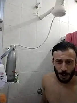 Snapshot of LopeseLua chatting on 10.05.25 LopeseLua online show from 10.05.25