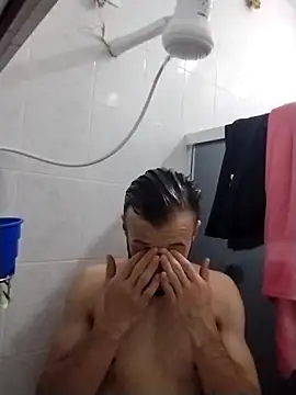 Snapshot of LopeseLua chatting on 10.06.25 LopeseLua online show from 10.06.25